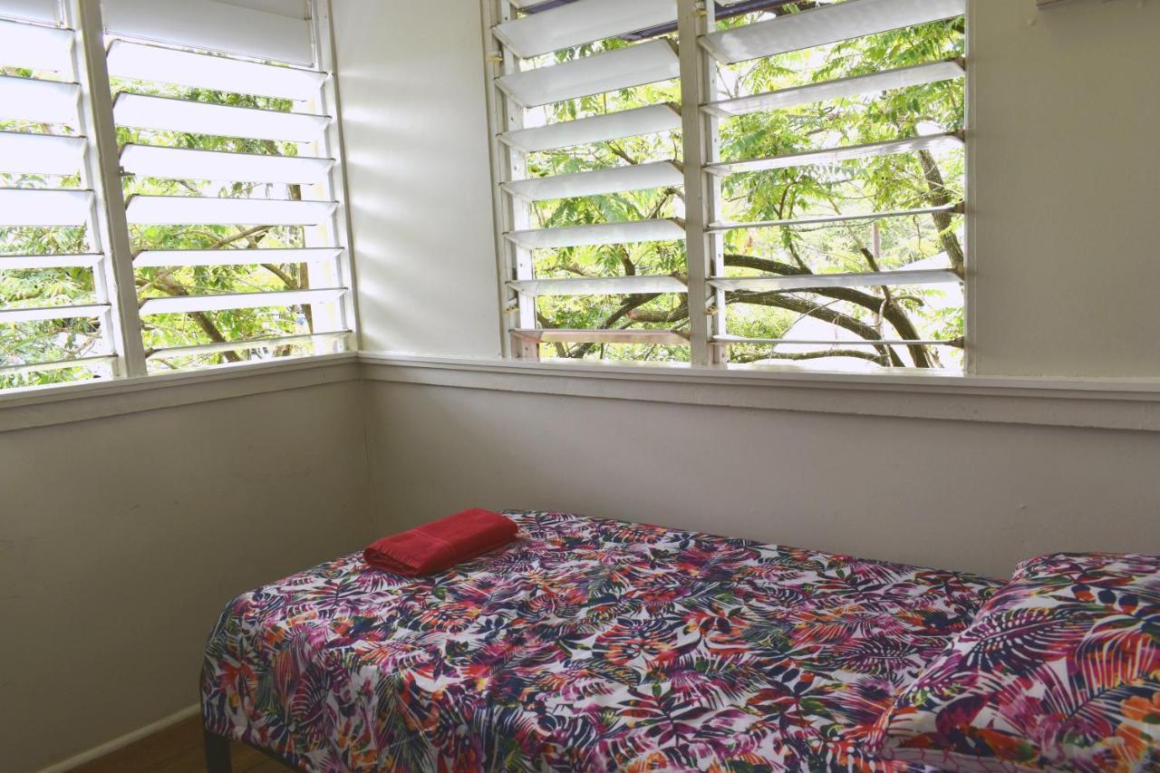 Travellers Paradise Cairns Dış mekan fotoğraf A room at the hospital